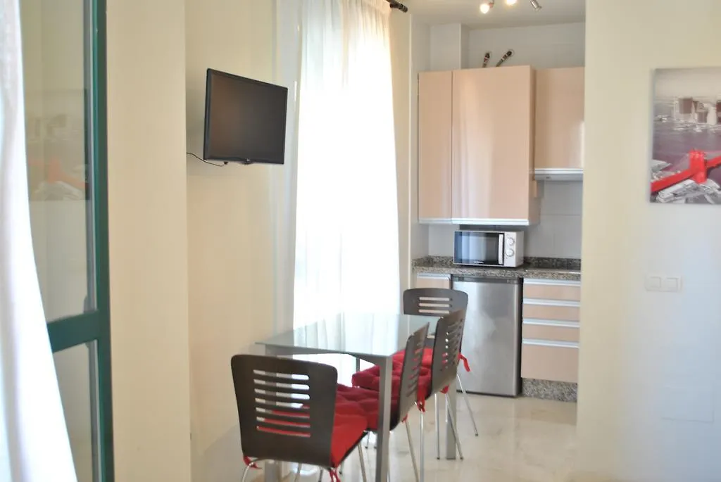 Sun City Malaga Apartment 0*,
